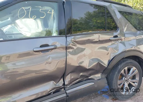 2021 Ford Explorer Xlt from USA, damaged, VIN 1FMSK8DH2MGC10951